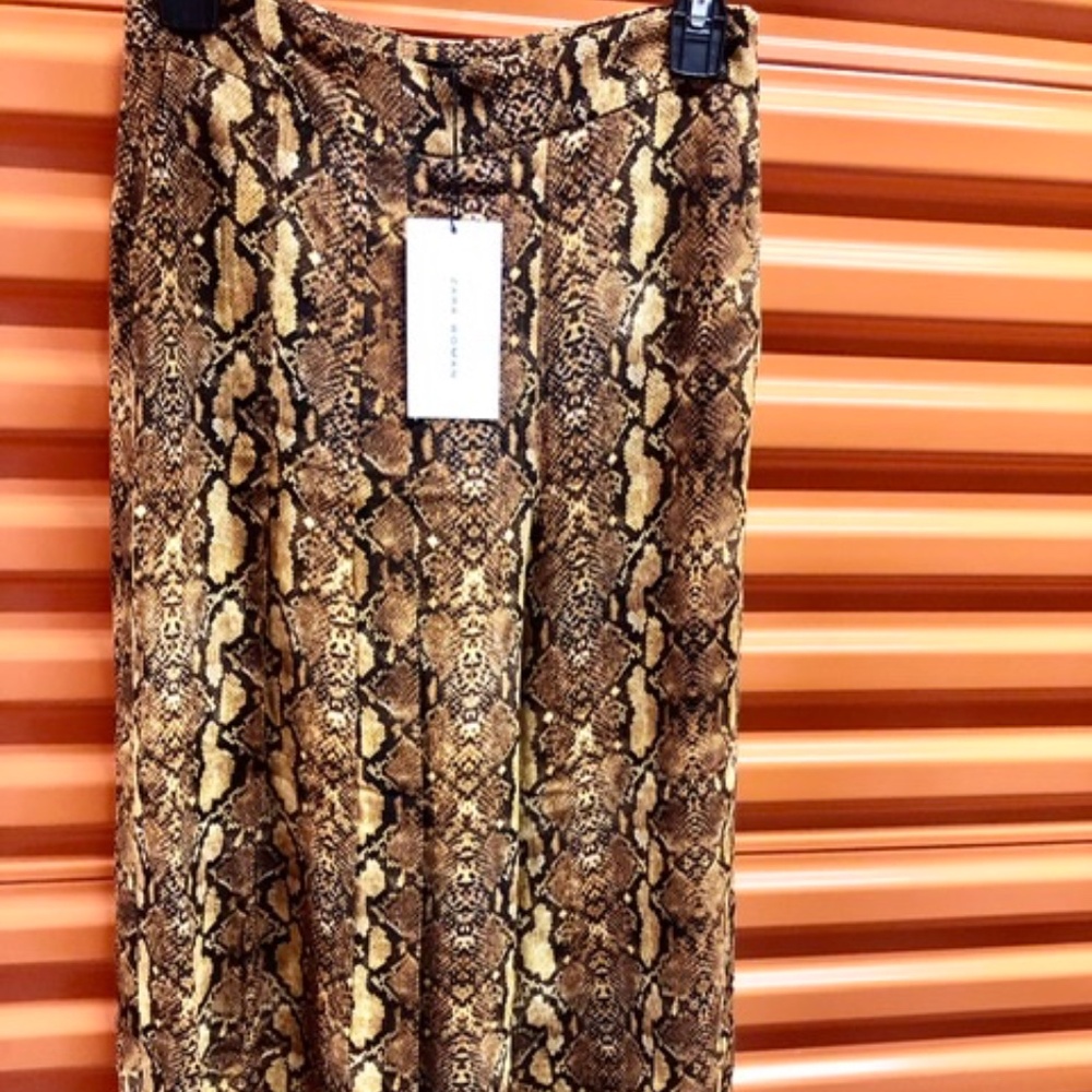 NWT ZARA Animal Print Pleated Capri Pants, M